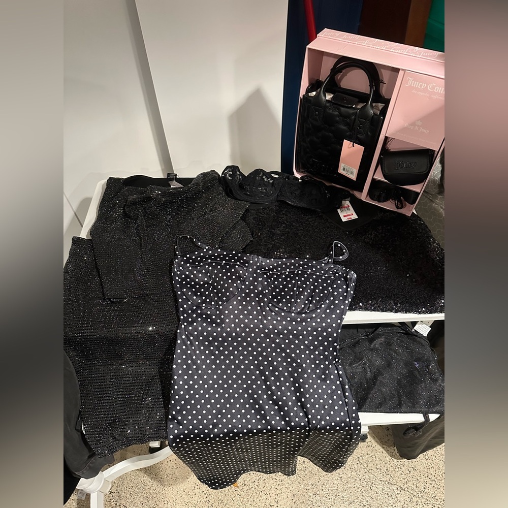 Medium/Large Black Going Out Bundle Including Mul… - image 1